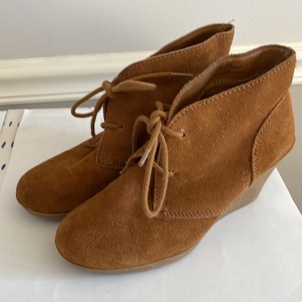 Target Suede Brown Wedge Booties Lace-Up Size 7